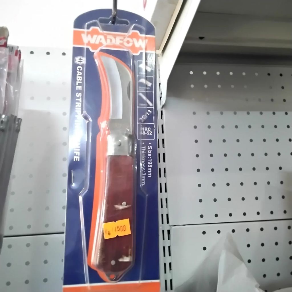 Couteau électricien