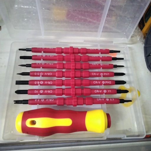 [LK03083] Kit de tournevis magnétique 8 en 1
